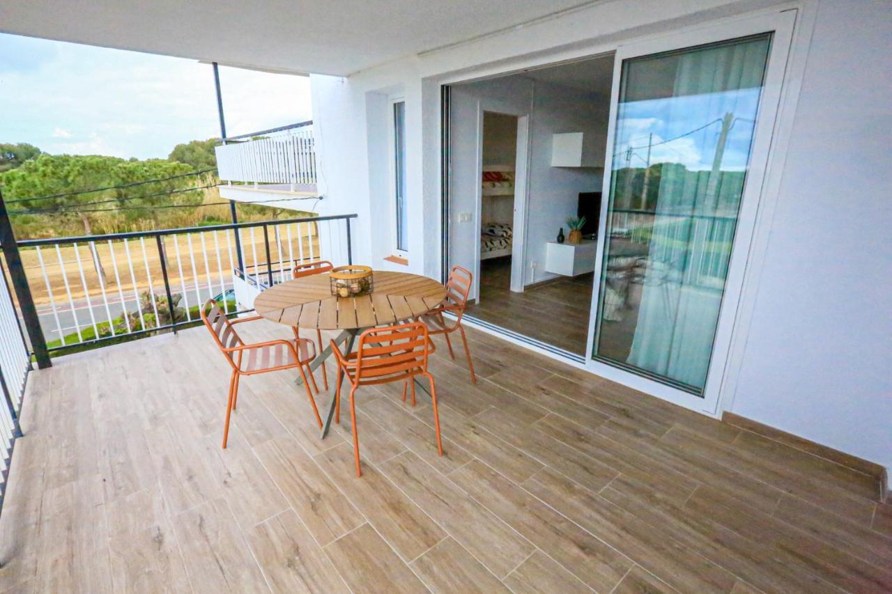 Rosa Dels Vents Only Families Apartman Cambrils Kültér fotó