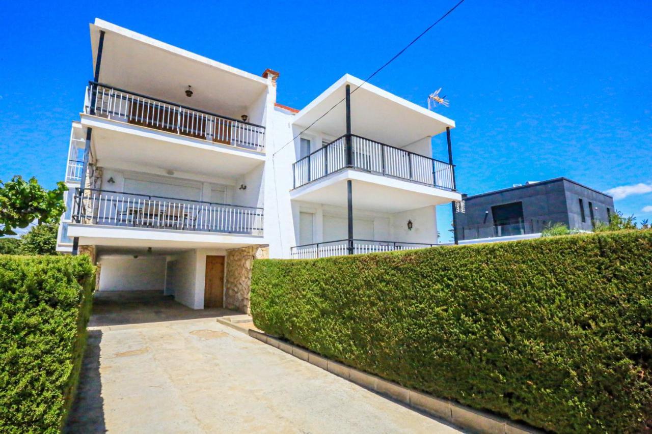 Rosa Dels Vents Only Families Apartman Cambrils Kültér fotó