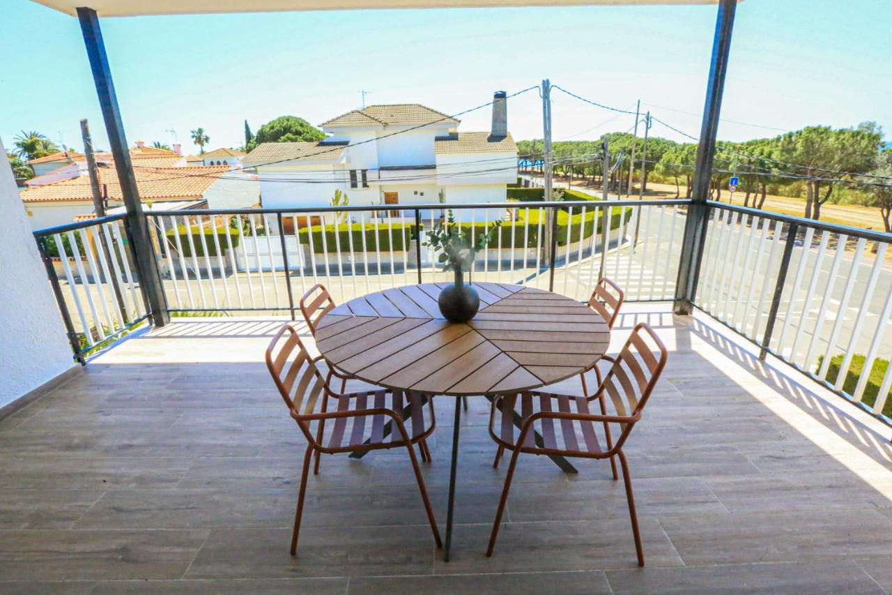 Rosa Dels Vents Only Families Apartman Cambrils Kültér fotó