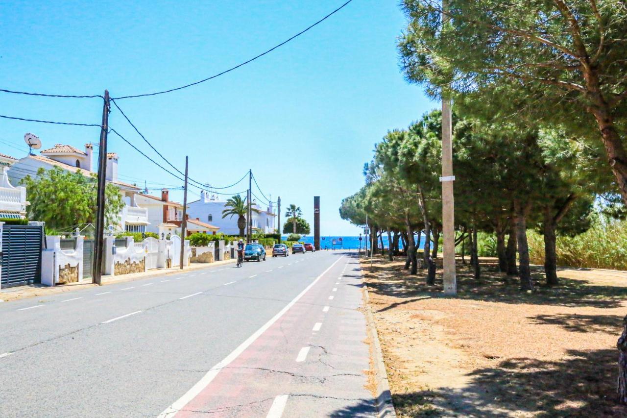 Rosa Dels Vents Only Families Apartman Cambrils Kültér fotó
