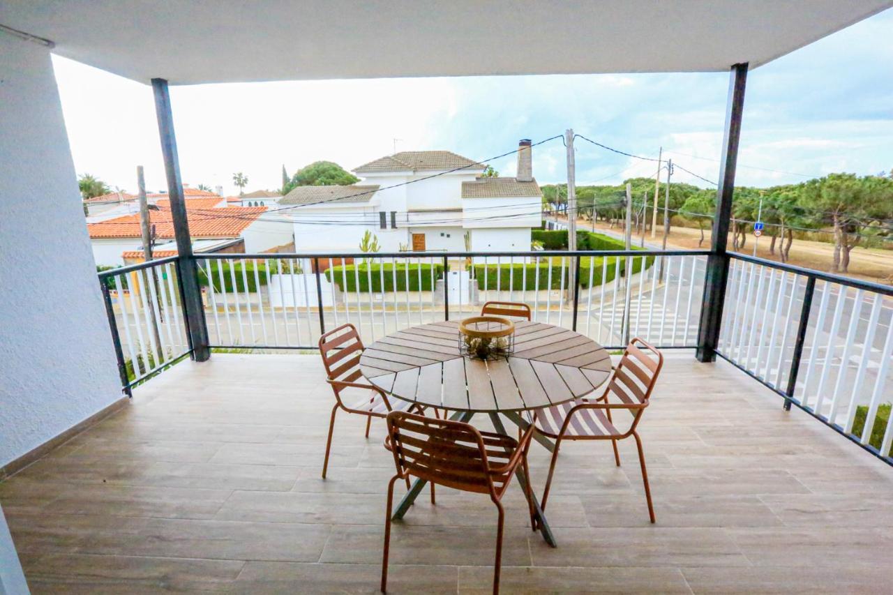 Rosa Dels Vents Only Families Apartman Cambrils Kültér fotó